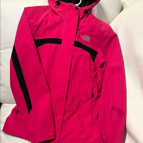 The North Face Waterproof Windbreaker Jacket XS
